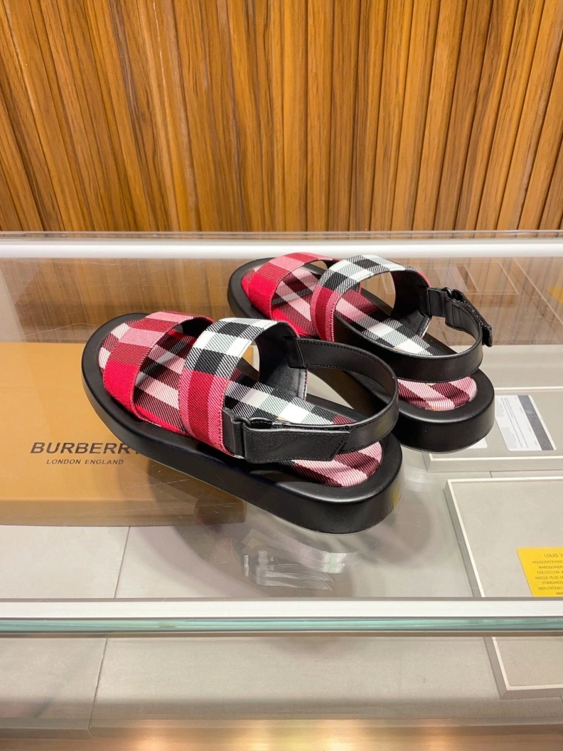 StreetReady Bxrbxrry Slippers 114599