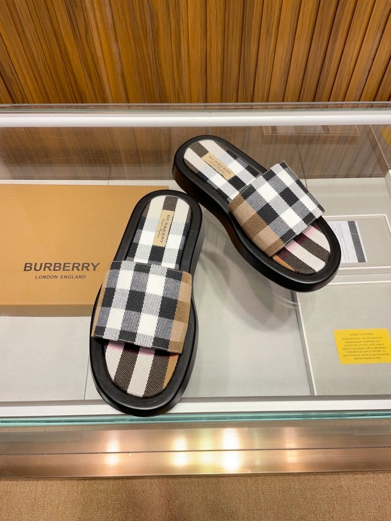 Bxrbxrry Slippers Sophisticated 114592