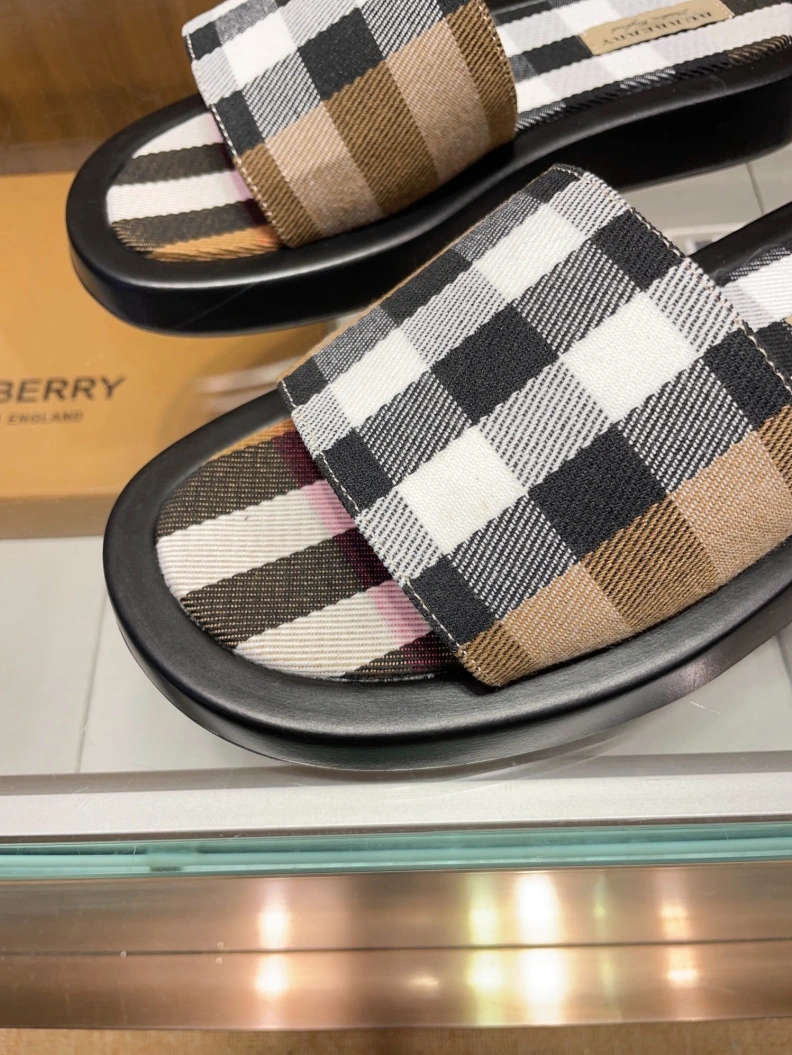 Bxrbxrry Slippers Sophisticated 114592