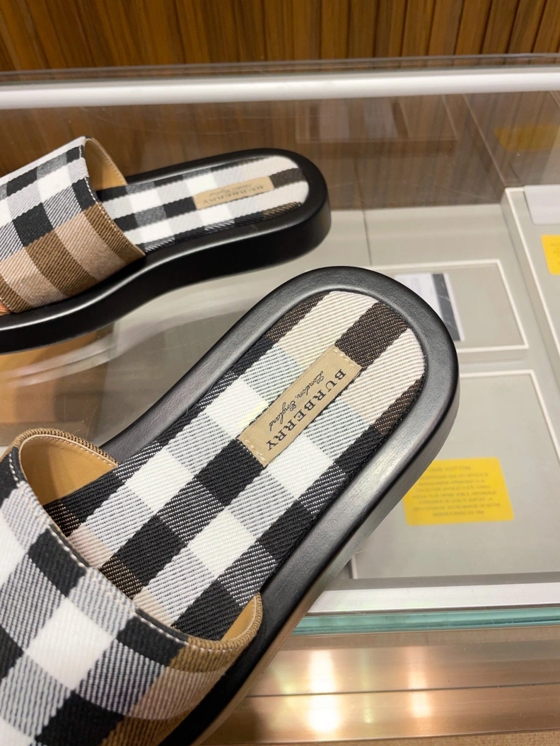 Bxrbxrry Slippers Sophisticated 114592