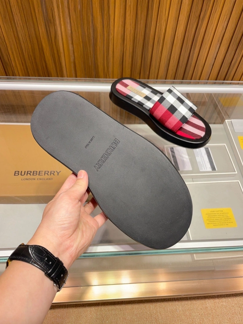 Bxrbxrry Slippers Flexible 114589