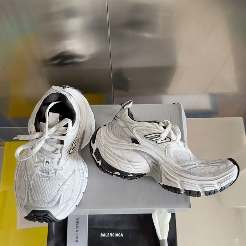 Resilient Bxlxnciaga Sneakers 110356