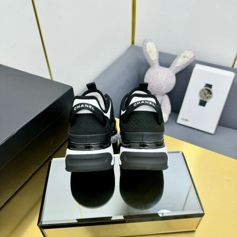 Sophisticated Chxnxl Sneakers 127390