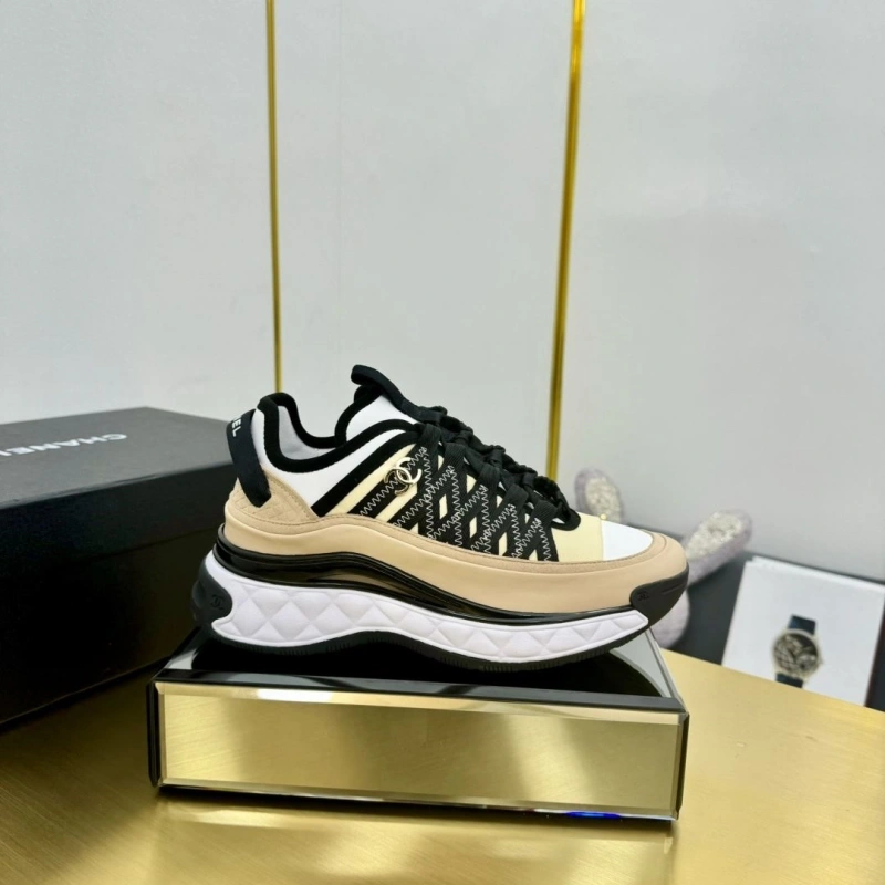 Durable Chxnxl Sneakers 127382