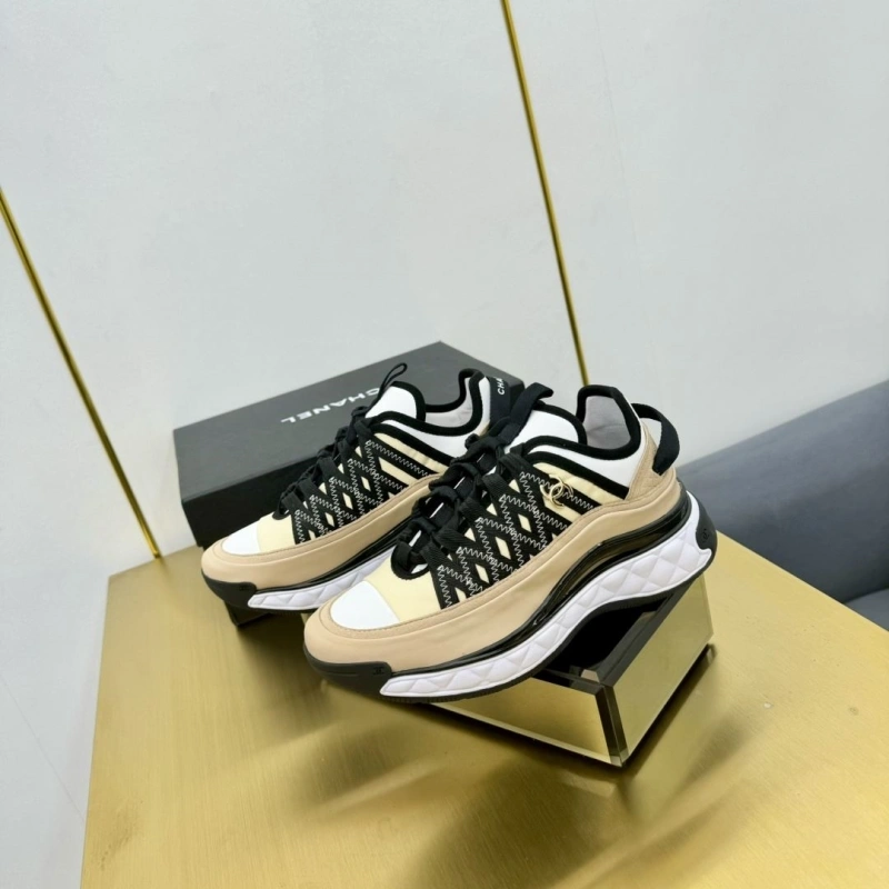 Durable Chxnxl Sneakers 127382