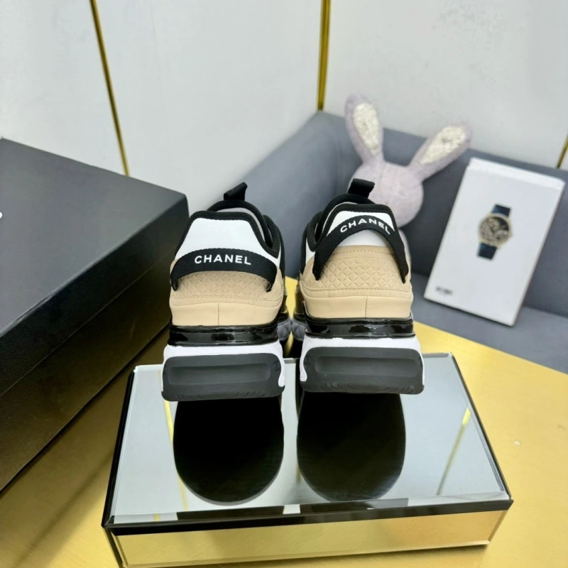 Durable Chxnxl Sneakers 127382