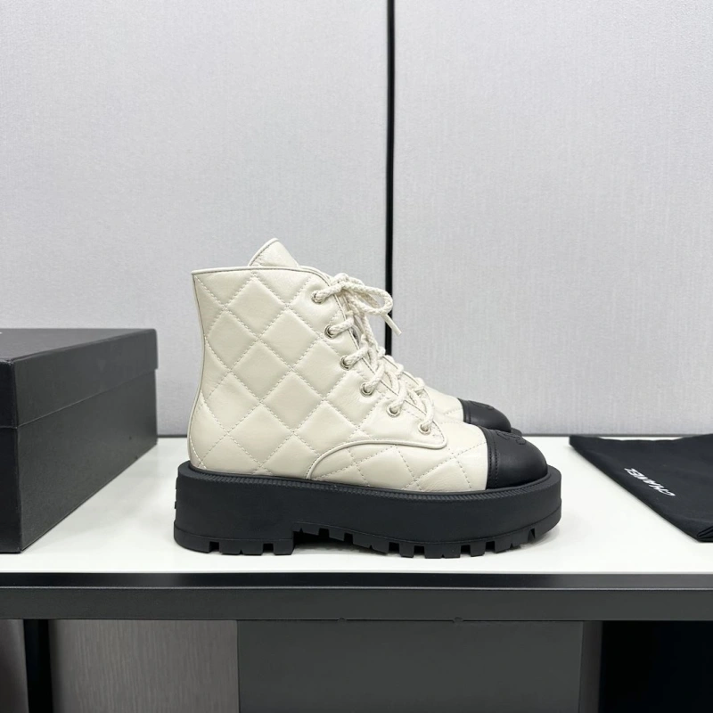 Chxnxl Boots Compact 127812