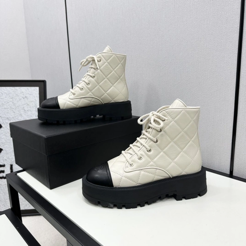 Chxnxl Boots Compact 127812