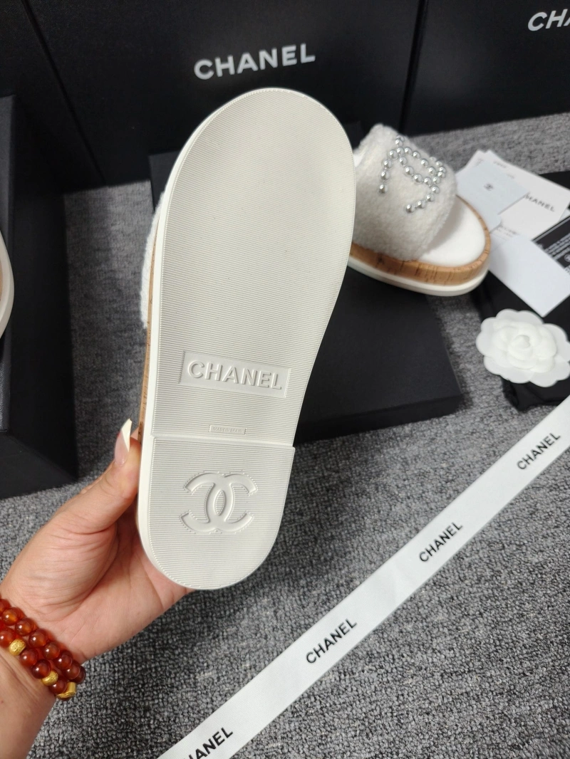 GoAnywhere Chxnxl Slippers 127453