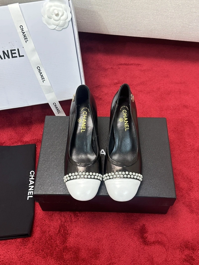 Compact Chxnxl Flat Shoes 127589