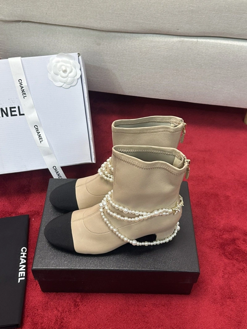 Fashionable Chxnxl Boots 127808