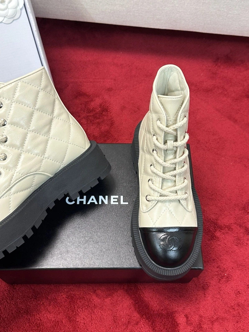 Bold Chxnxl Boots 127807