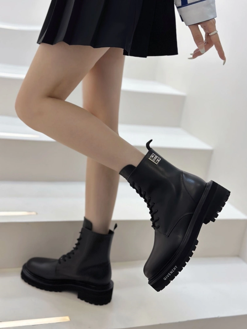 Gxvxnchy Boots HighQuality 153709