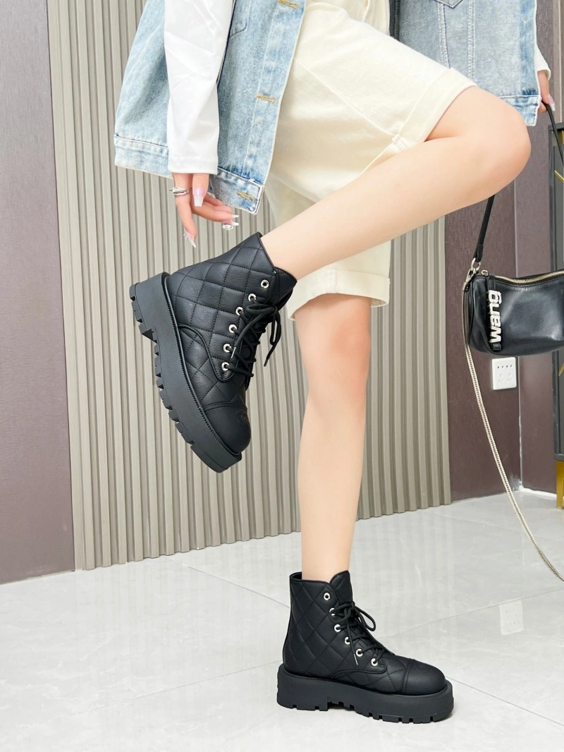 Fashionable Chxnxl Boots 127790