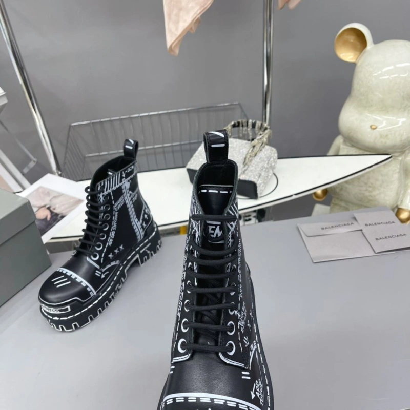 Durable Bxlxnciaga Boots 109865