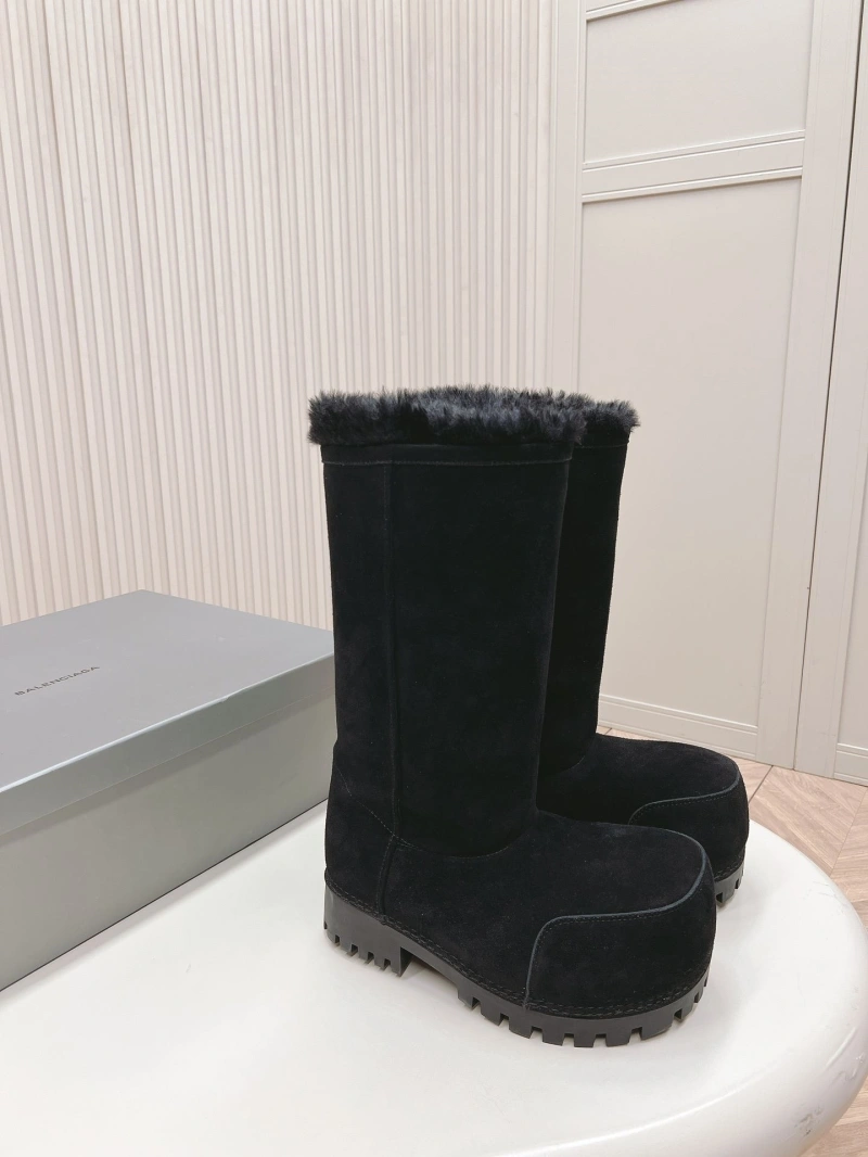 Functional Bxlxnciaga Boots 109874