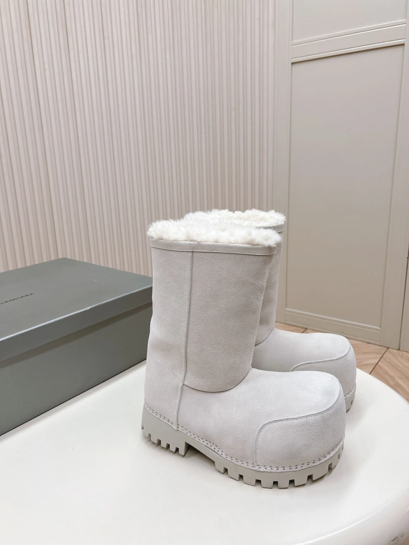 Compact Bxlxnciaga Boots 109877