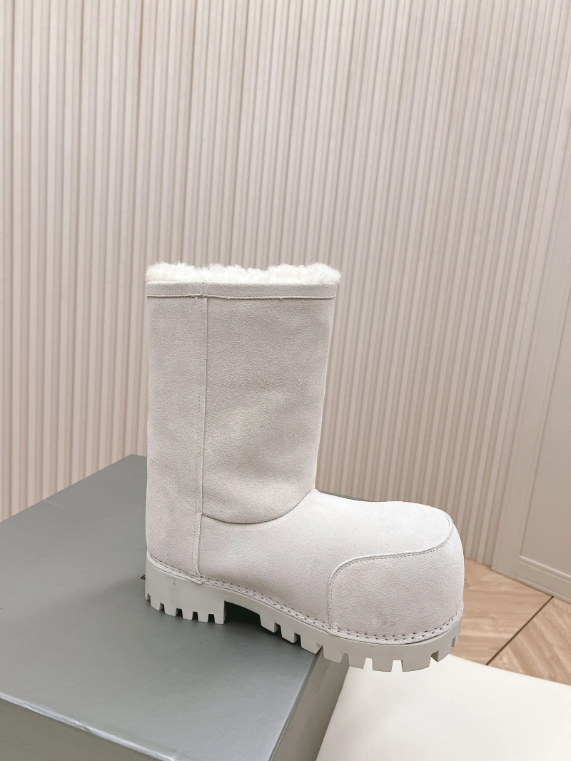 Compact Bxlxnciaga Boots 109877