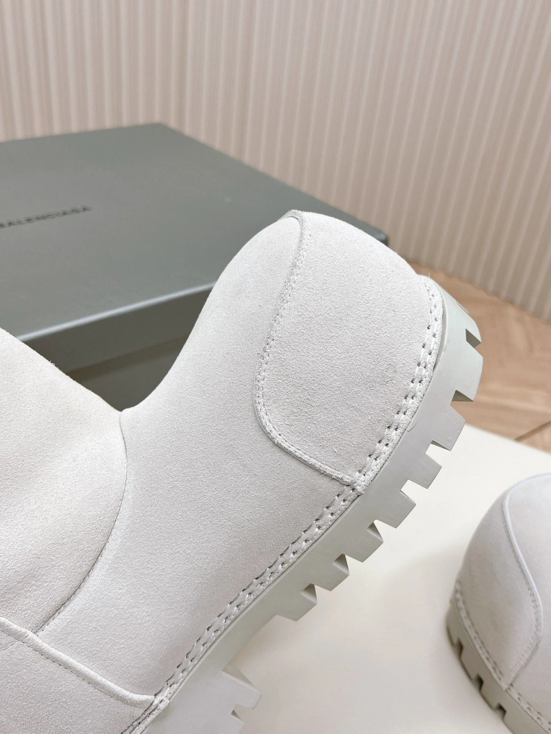 Compact Bxlxnciaga Boots 109877