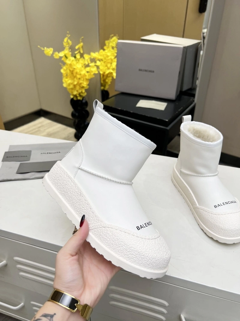 ModernLook Bxlxnciaga Boots 109860
