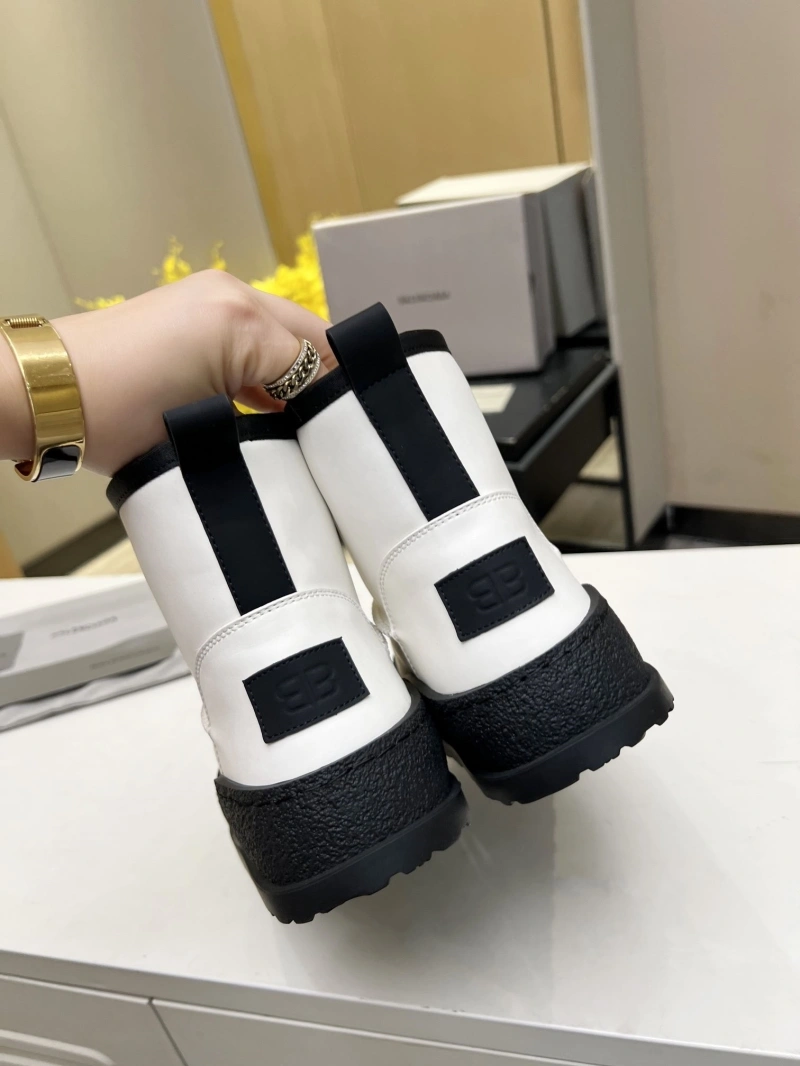 Bxlxnciaga Boots Trendsetting 109864