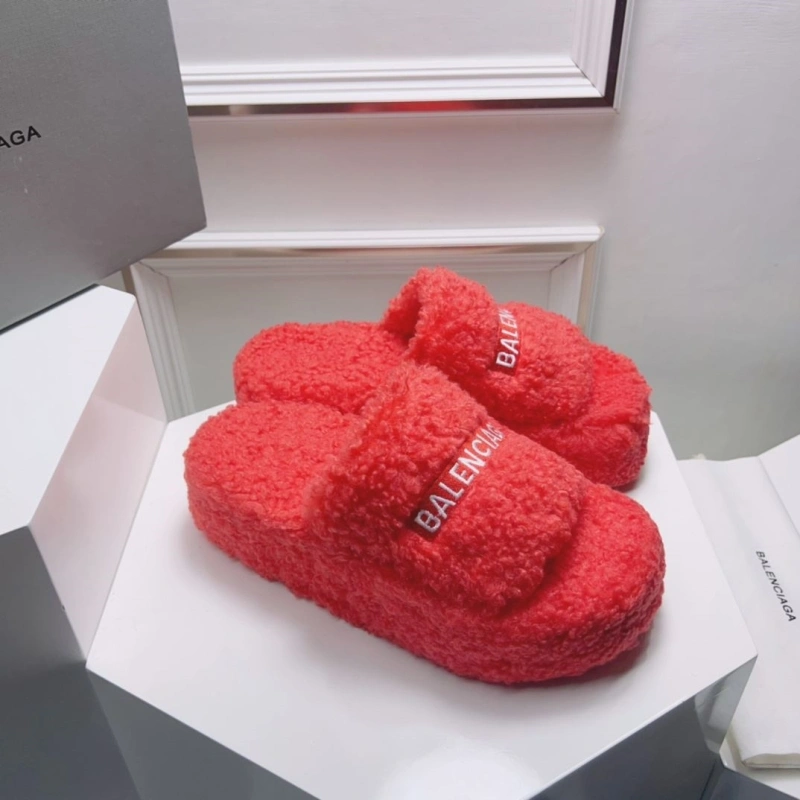 ModernLook Bxlxnciaga Slippers 109851