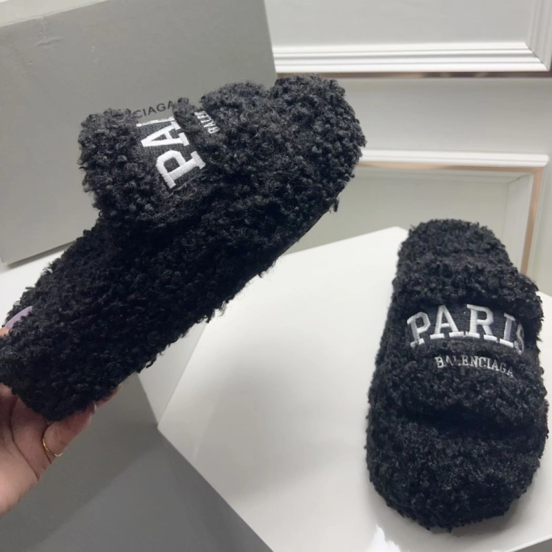 Elegant Bxlxnciaga Slippers 109845