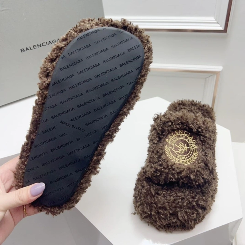 Bxlxnciaga Slippers Lightweight 109824