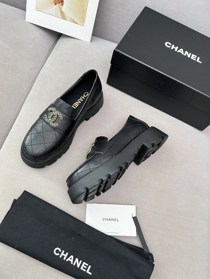 Resilient Chxnxl Leather Shoes 127502