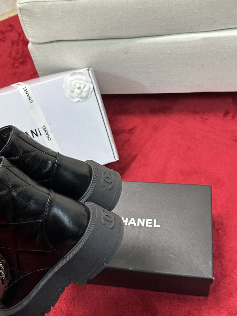 Chxnxl Boots ModernLook 127756
