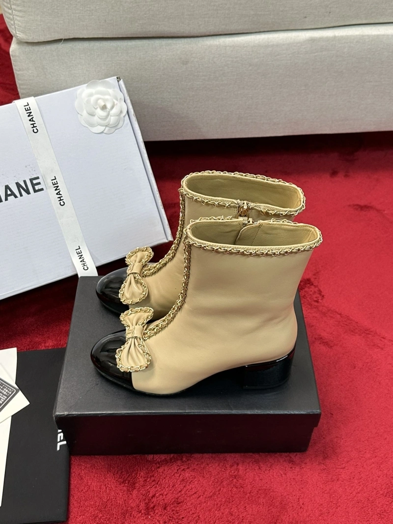 Classic Chxnxl Boots 127750