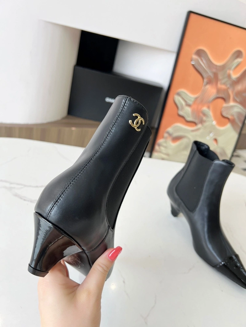 Classic Chxnxl Boots 127744