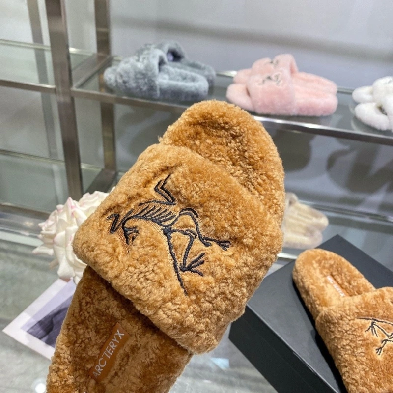 Othxr Slippers HighQuality 215779