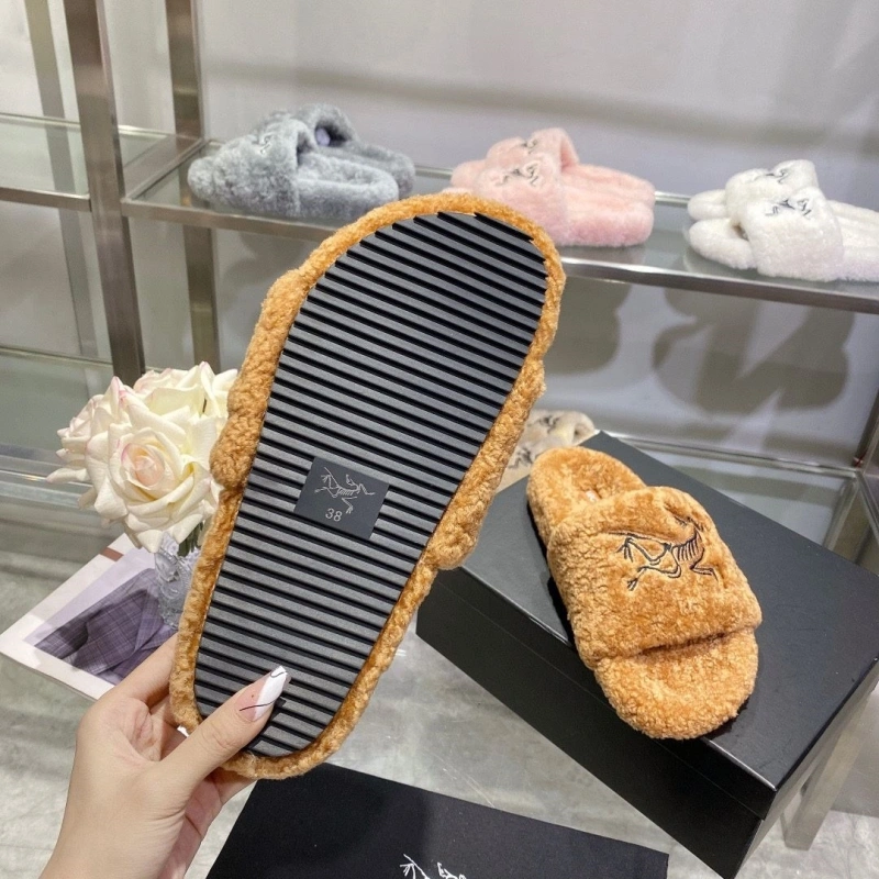 Othxr Slippers HighQuality 215779