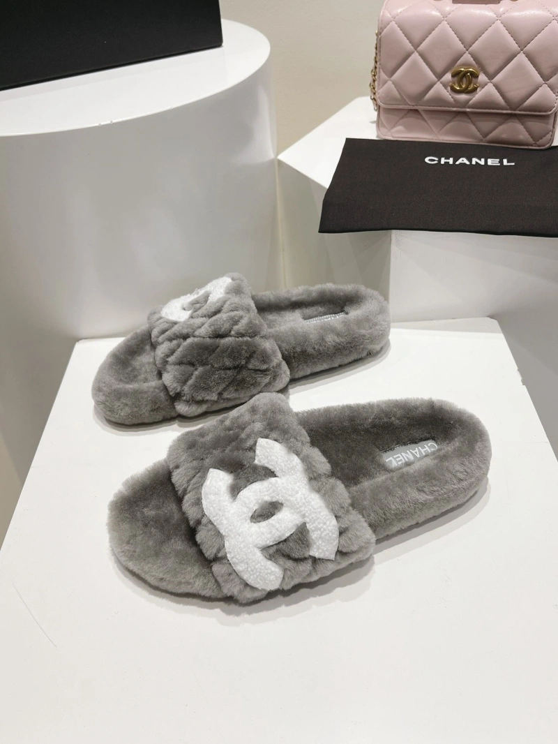 UrbanStyle Chxnxl Slippers 127407