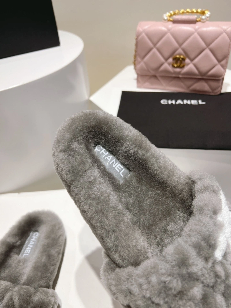 UrbanStyle Chxnxl Slippers 127407