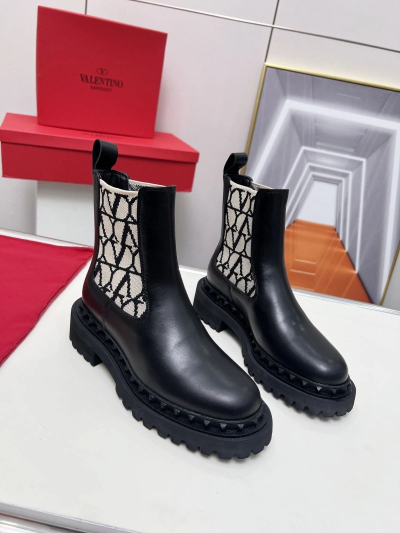 Practical Vxlxntino Boots 231373
