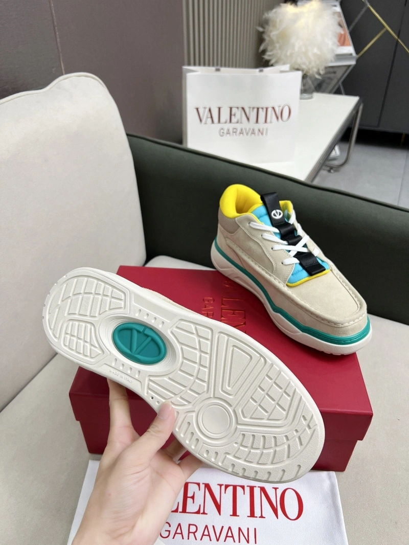 Cozy Vxlxntino Sneakers 231360
