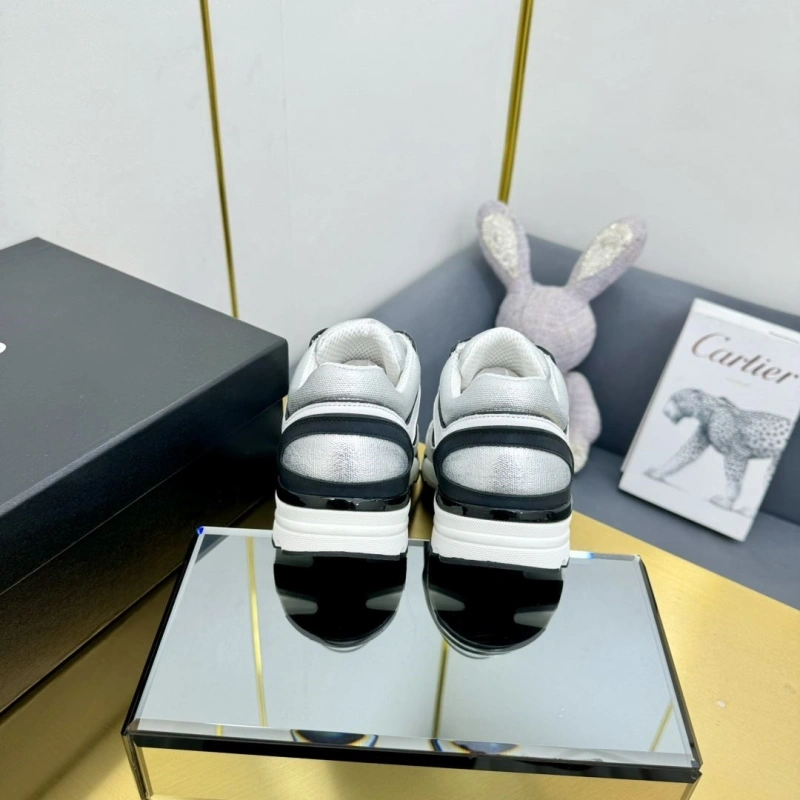 Lightweight Chxnxl Sneakers 127369