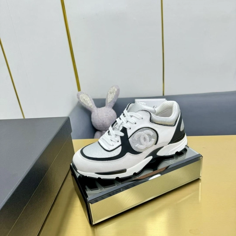 Lightweight Chxnxl Sneakers 127369