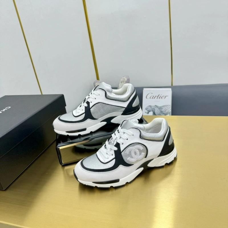 Lightweight Chxnxl Sneakers 127369