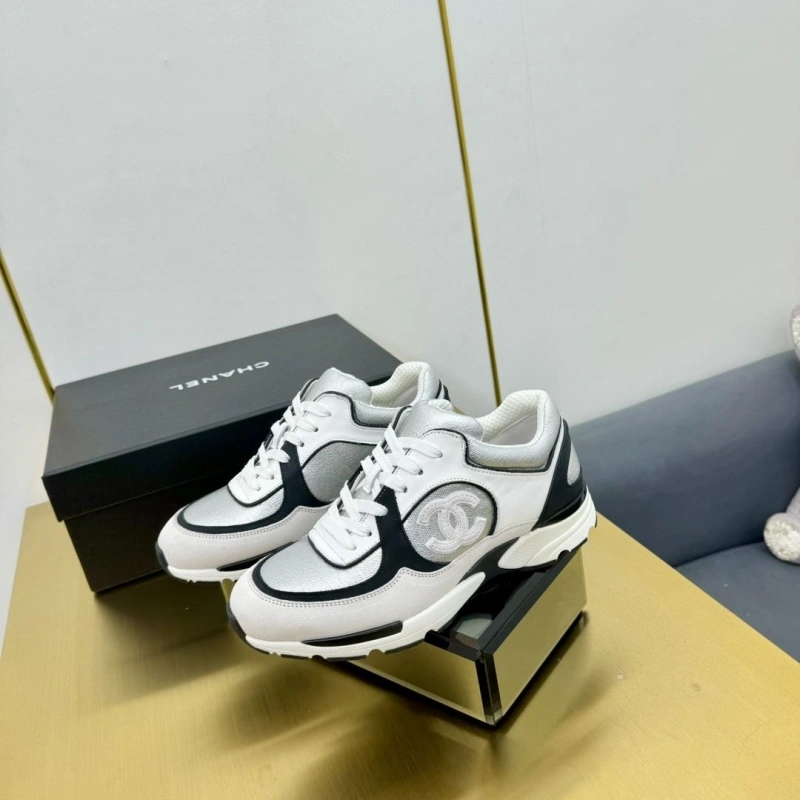 Lightweight Chxnxl Sneakers 127369