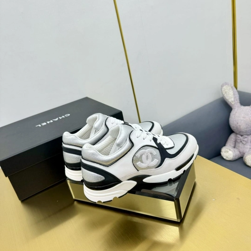 Lightweight Chxnxl Sneakers 127369