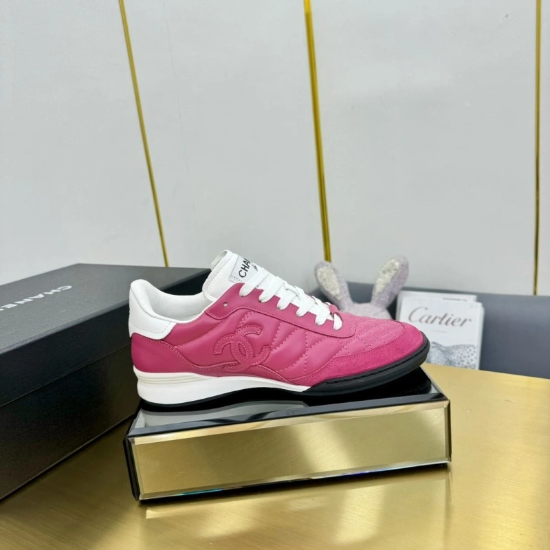 Minimalist Chxnxl Sneakers 127353