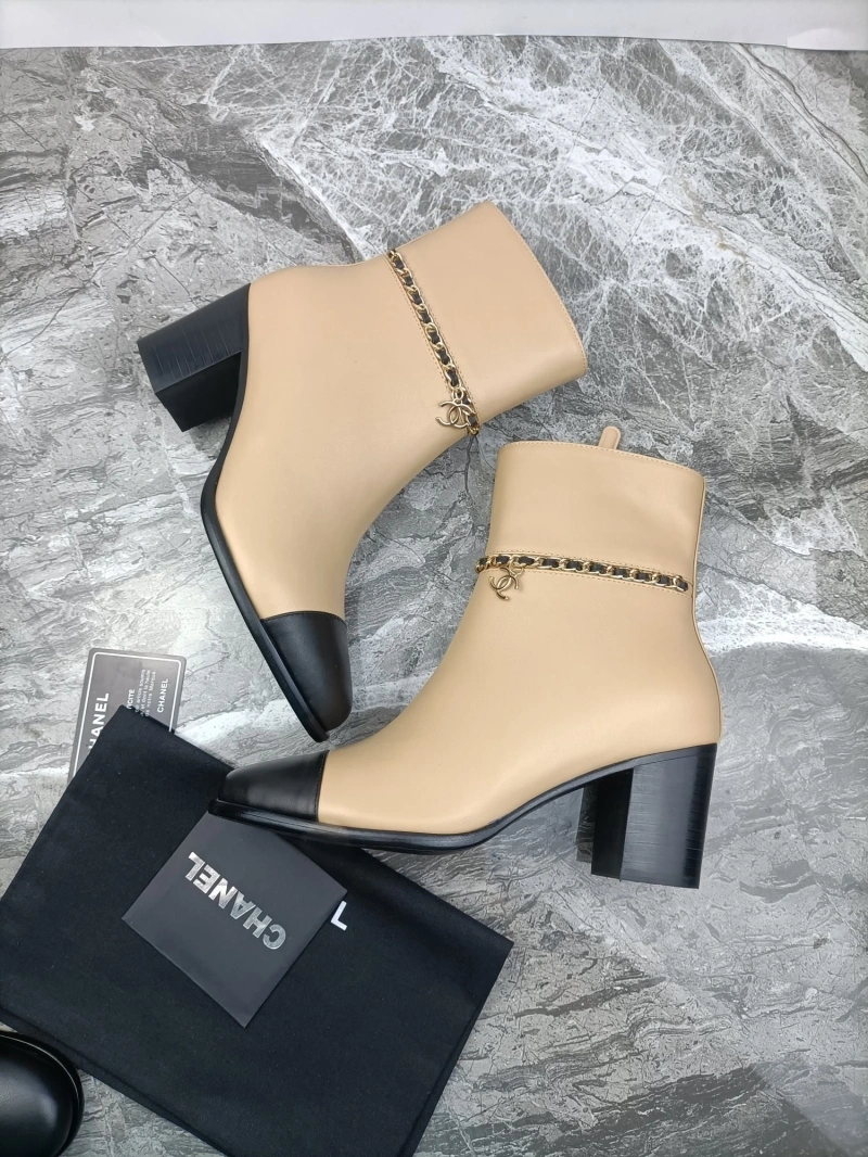 Classic Chxnxl Boots 127724