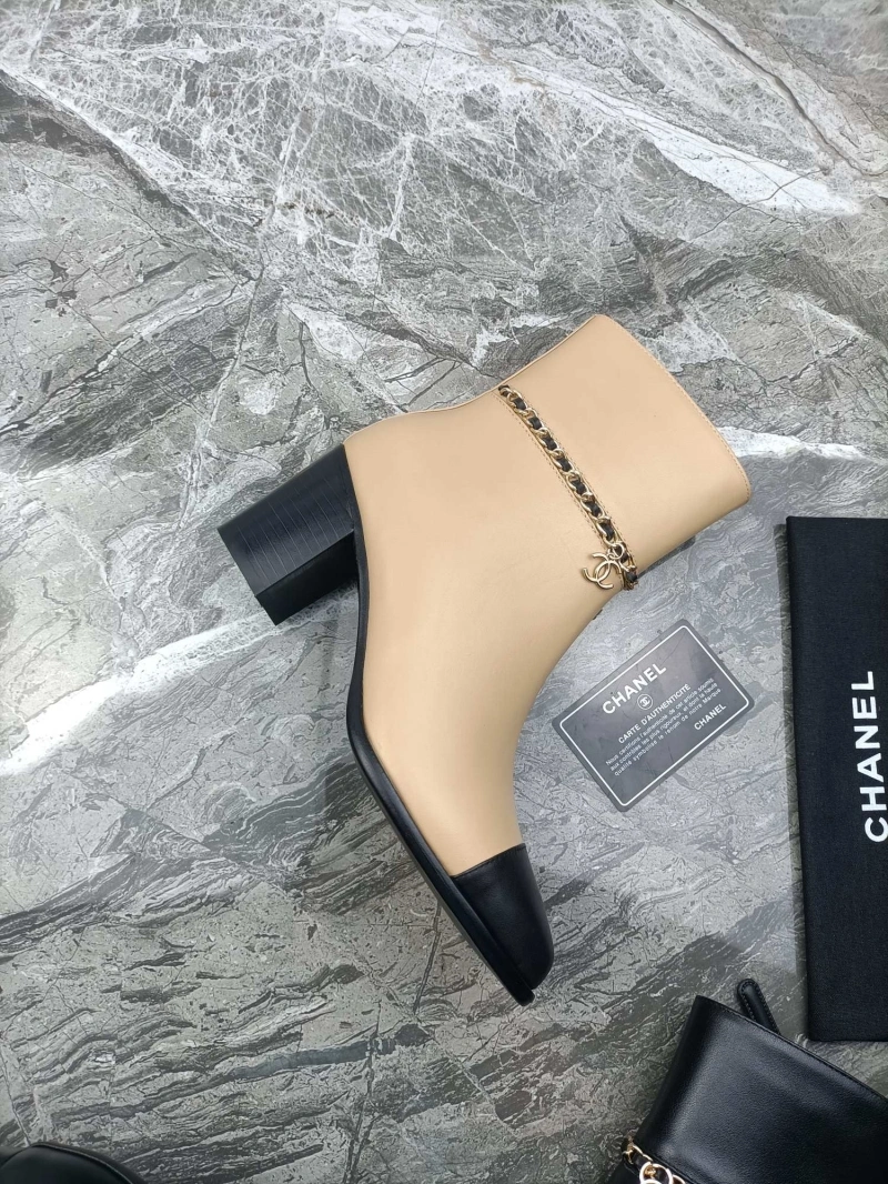 Classic Chxnxl Boots 127724