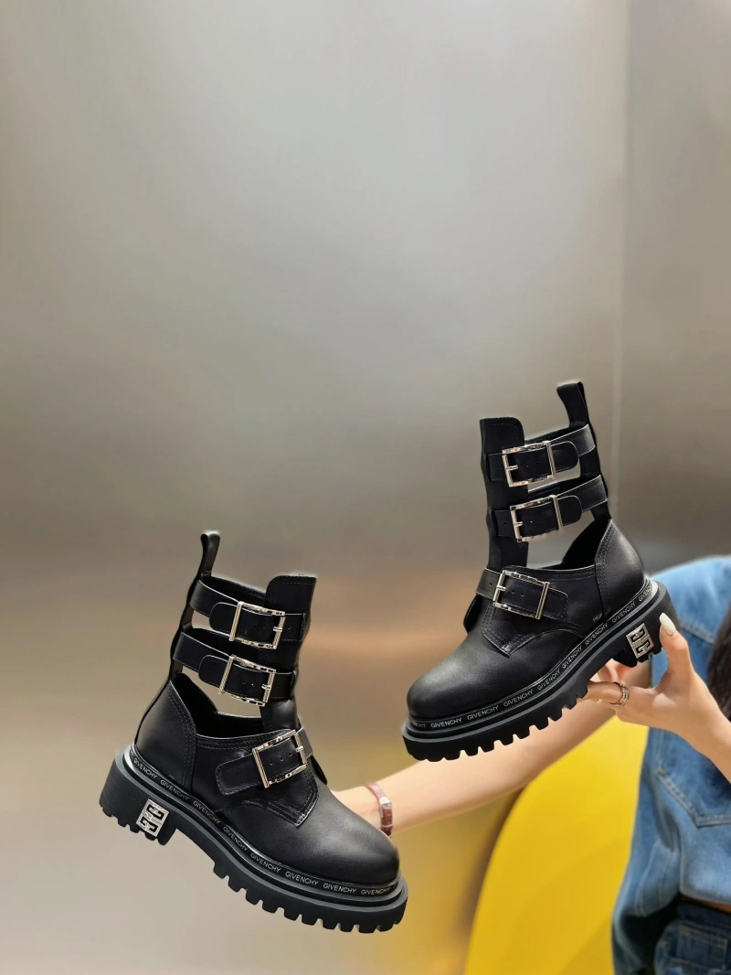 Gxvxnchy Boots EyeCatching 153708