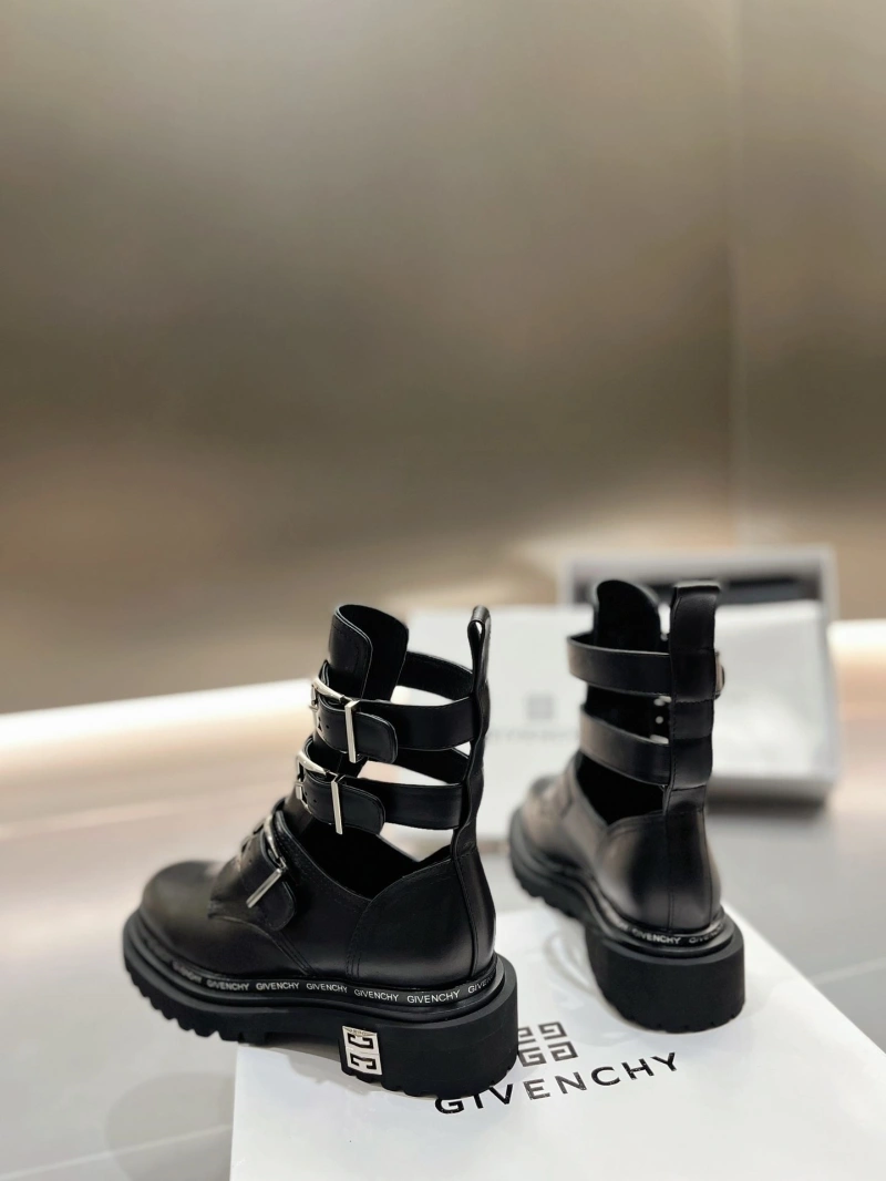Gxvxnchy Boots EyeCatching 153708
