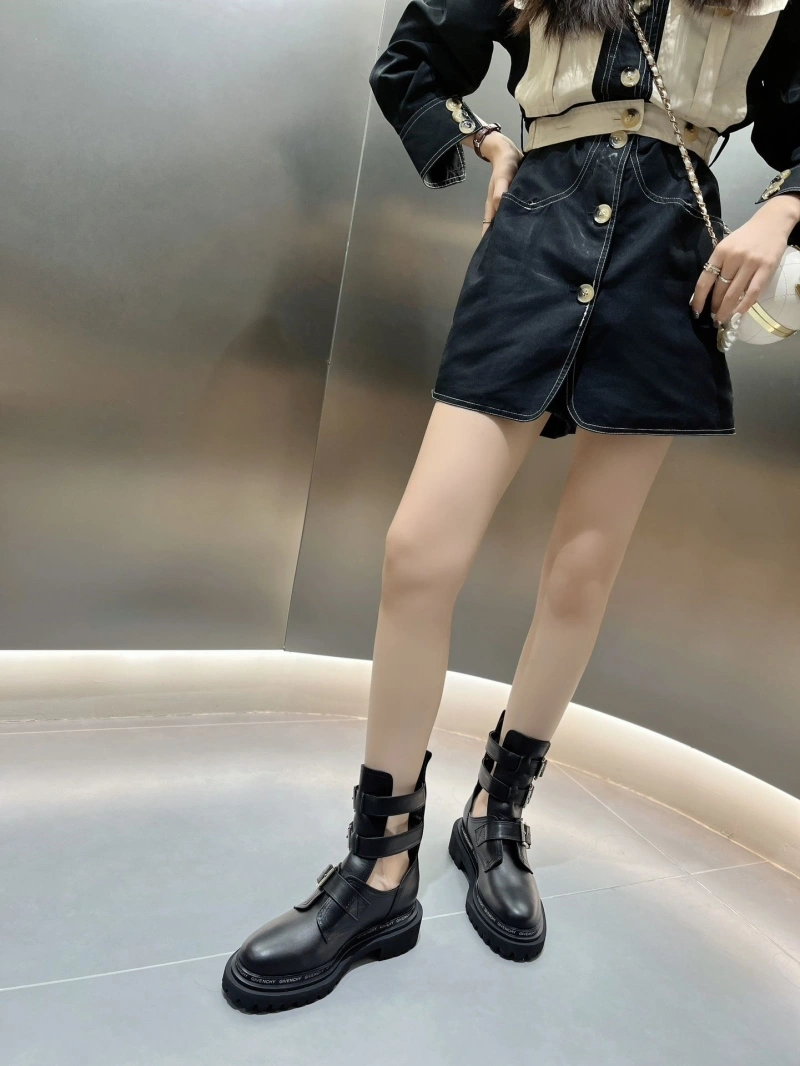 Gxvxnchy Boots EyeCatching 153708