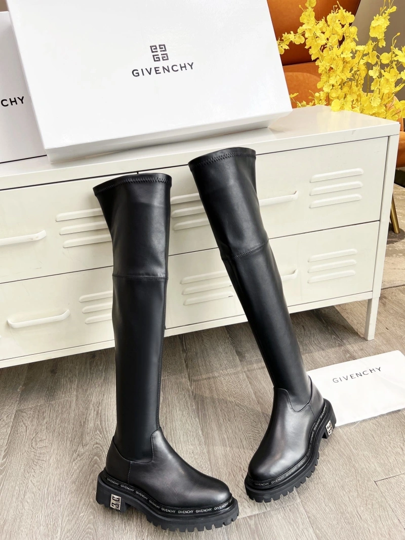 Cozy Gxvxnchy Boots 153707